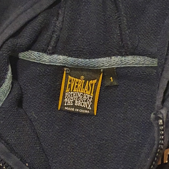 Size 1 EVERLAST hooded jacket - Picture 3 of 4